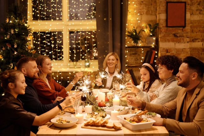 How to Host a Healthy and Happy Christmas Party