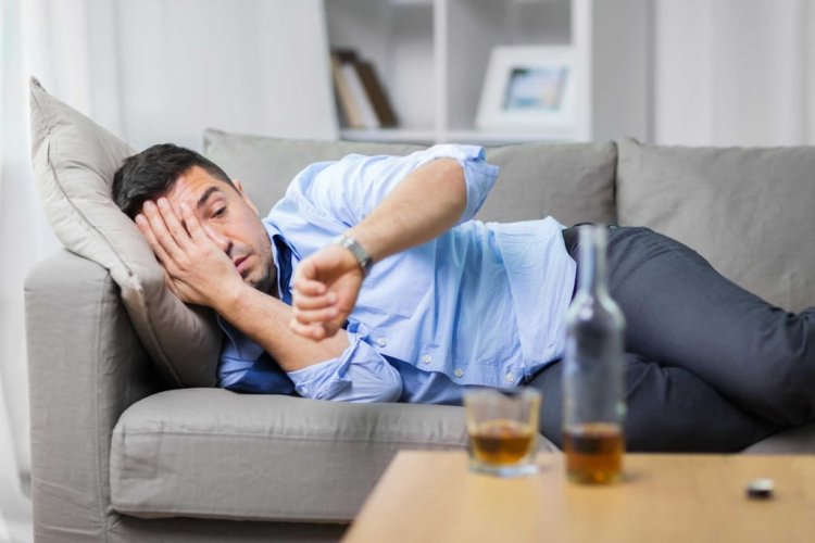 What Science Actually Says About the Dangers, Myths, and the Dark Middle Regarding Alcohol and Your Health