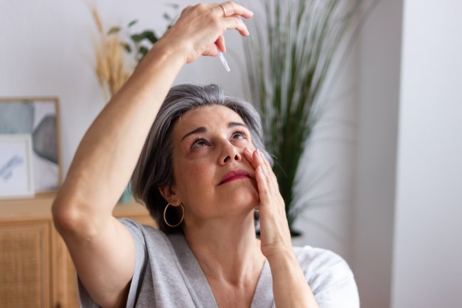 Eye drops that change color are popular, but are they safe?