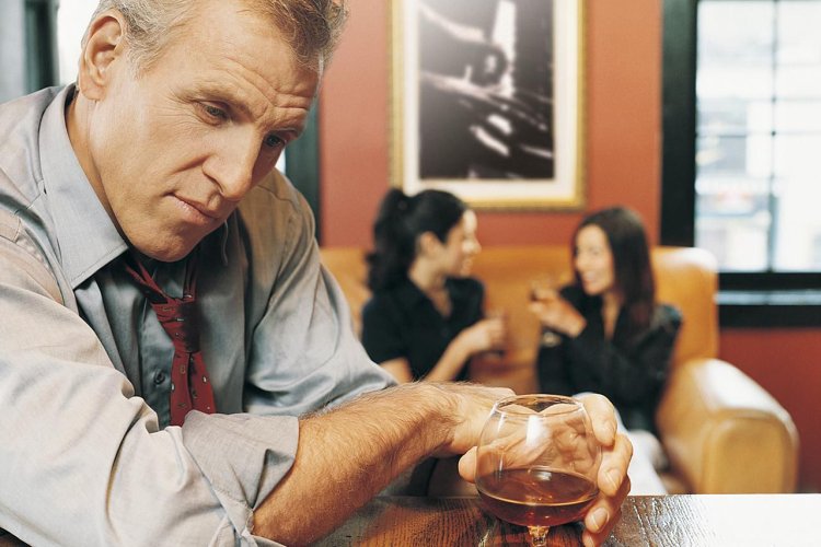 Are You Trying to Stop Drinking? This Is How SMART Recovery and Alcoholism Compare