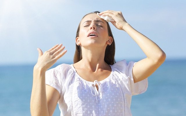 How to Stay Safe During Severe Heat Waves and Chronic Illnesses