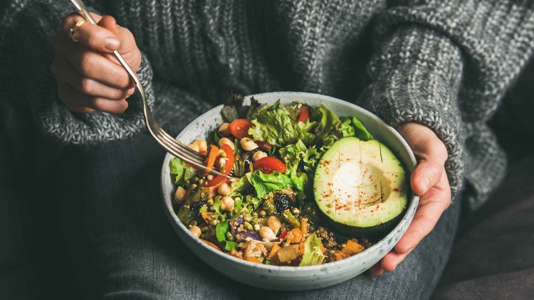 I Have Inflammatory Bowel Disease. What on Earth Should I Eat?