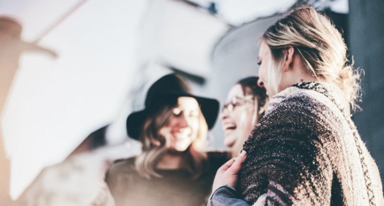 Easy Daily Ways to Feel More Connected (Without Forcing It)