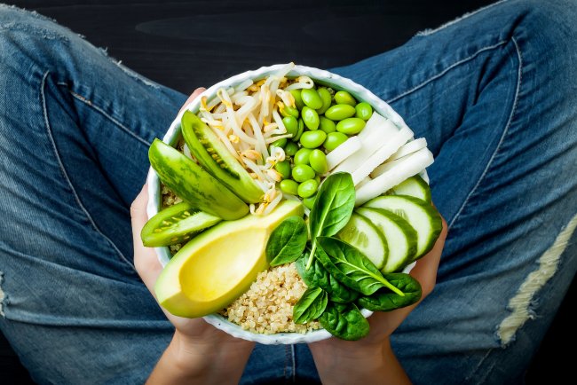 Diet and Age at Menopause: Can What You Eat Really Influence When It Happens?